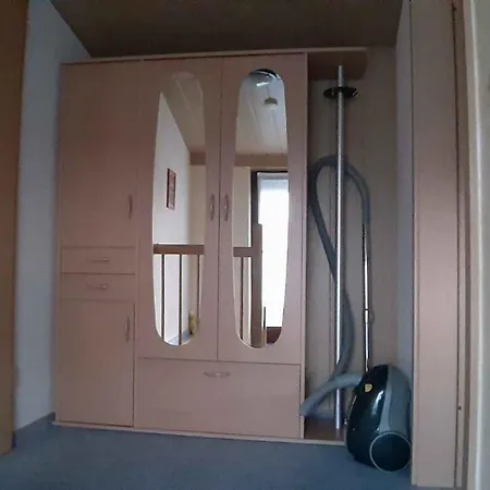 Two-bedroom In アパート ユッケリッツ