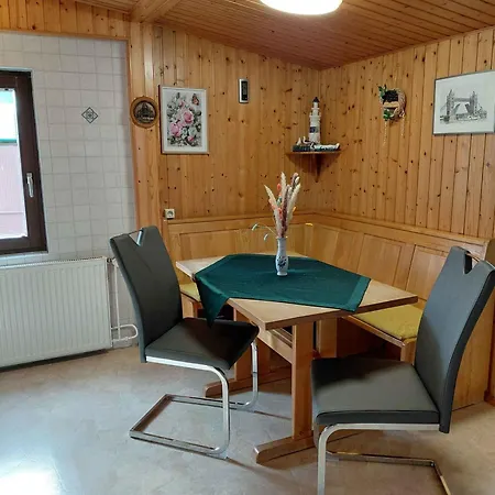Apartment Two-bedroom In Uckeritz