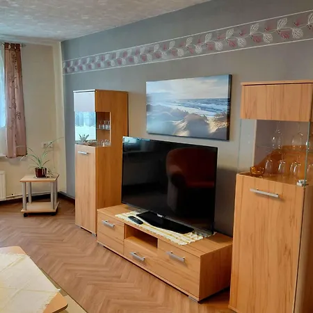 Apartment Two-bedroom In Uckeritz